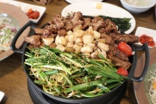 생방송 투데이 오늘 맛집은? 낙지 요리, 문어 요리, 석갈비 맛집 소개