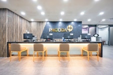 '안나'가 찾은 영어학원…파고다, 쿠팡플레이 시리즈 '안나' 장소 협찬