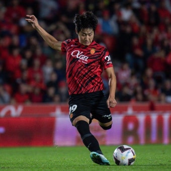 이강인 EPL 이적 가능성↑...뉴캐슬·아스톤빌라·번리 등 관심