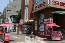 [핫플 Story] 연극 거리 이전에 대학 거리, 대학로 걸어보기
