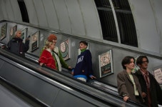 런던 언더그라운드, 런칭 및 23FW 컬렉션 공개