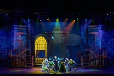 [리뷰] 3년 만에 돌아온 뮤지컬 마리 퀴리…서정적 넘버, 앙상블 조화 일품