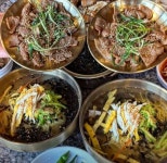 2TV 저녁 생생정보 오늘의 맛집 위치는? 돼지불고기, 잔치국수, 상추튀김, 홍어, 애호박찌개 맛집 소개