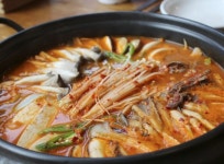 생방송 투데이 오늘 방송 맛집은? 만두전골, 수제케이크 맛집 소개