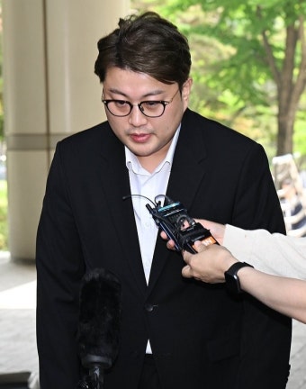[2024 상반기 결산] 한소희 류준열 열애설부터 김호중 음주 뺑소니 논란까지, 연예계 이슈 모음