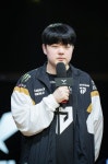 젠지e스포츠, LCK 최초 무실세트 라운드 전승 달성..기록에 연연하지 않겠다