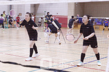 [현장] 제6회 구리시 코스모스축제 전국배드민턴대회 참가 동호인들