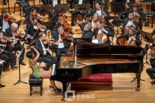 [여홍일 리뷰] 런던심포니 안토니오 파파노와 유자 왕