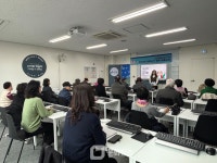 우리금융미래재단, WOORI 어르신 IT 행복 배움교실 운영