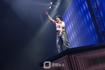 제이홉, 솔로 콘서트 'HOPE ON THE STAGE'로 글로벌 찬사