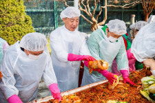 계양구 새마을회, 사랑의 김장 1,000포기 나눔…윤환 구청장 정성 가득한 김치가 이웃에 따뜻함 전하길