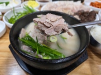[부산향토음식 13선/돼지국밥 편] 뜨거운데 왜 시원하다 할까…부산의 시간을 끓여낸 돼지국밥 한 그릇