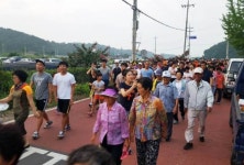 의령군 제15회 용덕면민 건강걷기대회 성황