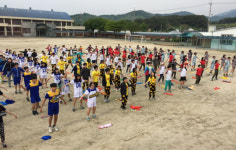 세상을 노래하는 문학인 보존에 힘써야