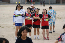 세상을 노래하는 문학인 보존에 힘써야