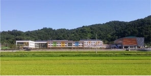 거창덕유중학교 9월 1일 신축 건물 입교