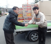 탑마트 호탄점 이웃나눔 물품 기탁