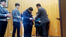 의령군공무원노조 장학금 지급