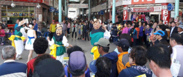 장도 보고 공연도 보는 사천전통시장으로 오세요