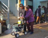 이제 허리 쫙 펴고 편하게 다니세요