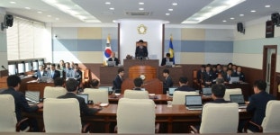 제231회 남해군의회 임시회 개회