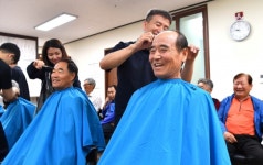 해군기술행정학교(공수학부) | 해군교육사 기술행정학교 이발봉사활동 실시