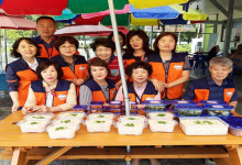 진주 정촌면 지사협 저소득 어르신 영양삼계죽 전달