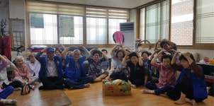 창원 진해구 태백동 경로당 수박나눔 행사