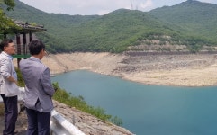 삼랑진양수발전소 33년만에 상부 물 빼