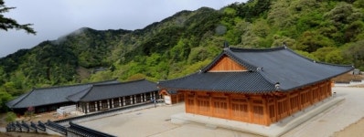 가야산 해인사 한 달 만에 신도에게 개방
