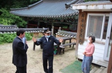 김홍찬 진주소방서장, 전통사찰 현장 안전컨설팅
