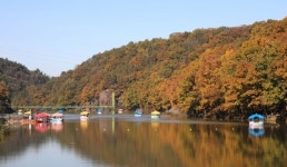 가을 단풍이 채색되는 곳, 함안 입곡군립공원