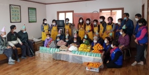 바르게살기 함안군협의회 여성회, 생신상 차려드리기