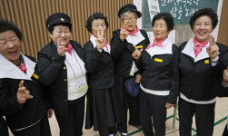 산청군 어르신 만학의 꿈 이뤄드려요