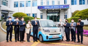 새남해로타리클럽 이동스팀 세차 차량 기탁