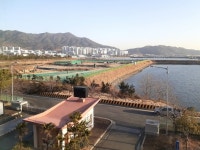 창원시 진해 덕산매립장 2공구 매립완료 후 주민들 품으로