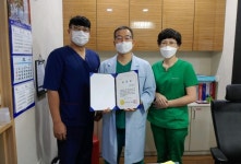 통영자모산부인과 박재기 원장 임산부의 날 도지사 표창