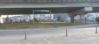 창원시 동읍 회전로터리 광고게시대 설치 빈축