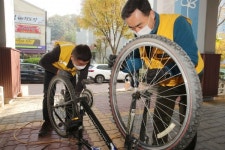 창원레포츠파크 김해지점 자전거 무상수리 봉사