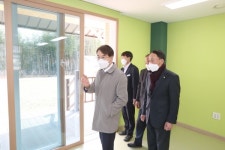 박종훈 교육감, 창원숲유치원·밀양아리솔학교 방문