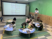 다시 활기 찾은 밀양시립 영어도서관