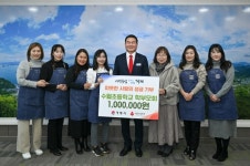 거제시 수월초등학교 학부모회 사랑의 성금 100만원 기부