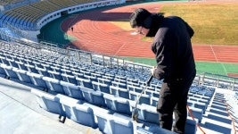 양산종합운동장 관람석 원색복원으로 새해 꽃단장