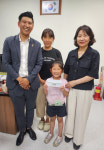 진주 볼래로 문화거리 플리마켓 참여 가족 성금 기탁
