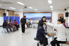 의령군 진주이성수안과 순회 무료 안검진 실시