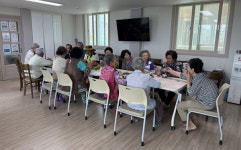 ㈜현대그린푸드미포 공정지원관 식당 | "농번기 점심 걱정 덜어요" 경남도 마을공동급식 지원 확대
