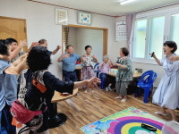 합천 쌍책면 어르신들 얼굴에 웃음꽃이 다시 활짝 피었습니다