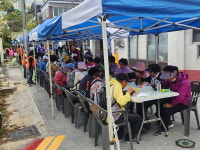 진주 평거동 자원봉사단체협의회 짜장면 무료 나눔