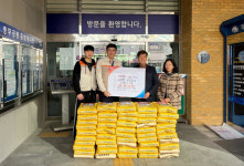 탑마트 진주 충무공점 연말 이웃돕기 백미 기탁