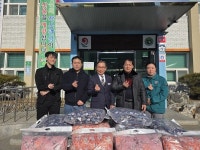 합천 묘산면 관기리 문홍권 이장 이웃돕기 물품 기탁